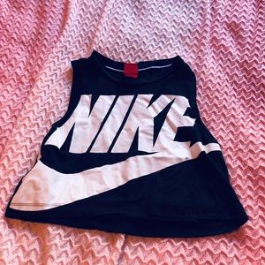 NIKE crop top